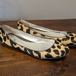Dani black women's leopard flats